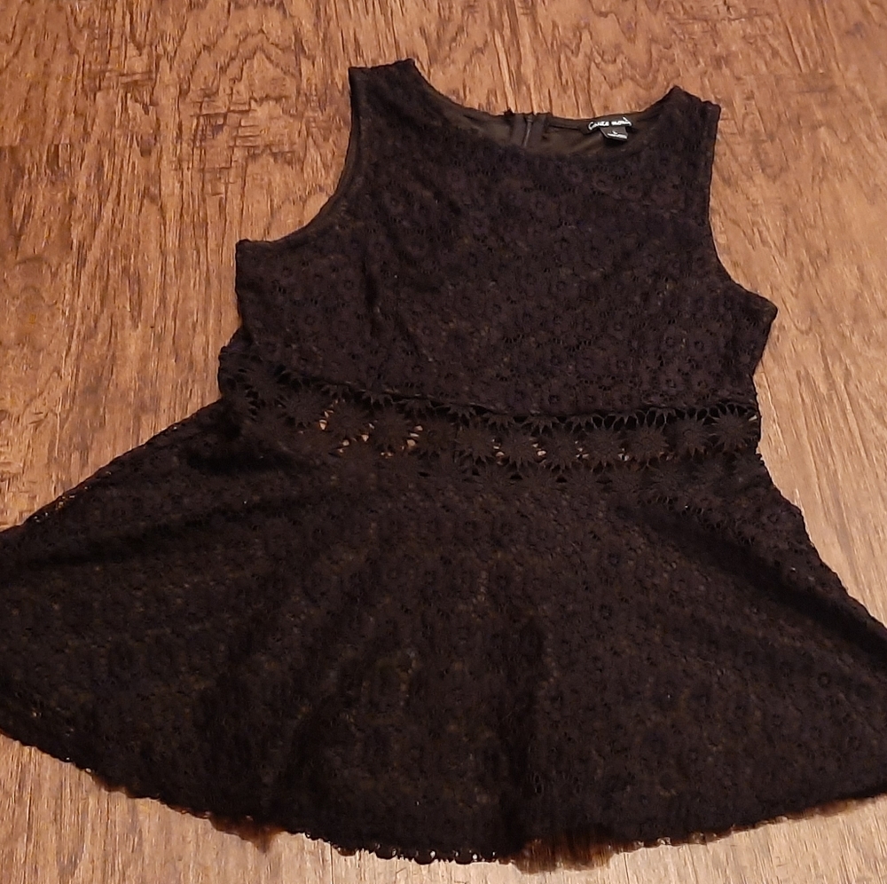 Women's Large Sleeveless Black Lace top.